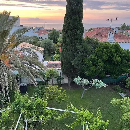 La Croix Lorette- 190m2, 10 Personnes Max, 65m2 De Terrasse, Barbecue, 200m2 De Jardin, Parking, Wifi, Vue Mer,10min A Pied De Galets Semesterbostad Antibes