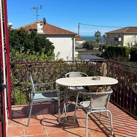 Semesterbostad La Croix Lorette- 190m2, 10 Personnes Max, 65m2 De Terrasse, Barbecue, 200m2 De Jardin, Parking, Wifi, Vue Mer,10min A Pied De Galets