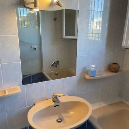 La Croix Lorette- 190m2, 10 Personnes Max, 65m2 De Terrasse, Barbecue, 200m2 De Jardin, Parking, Wifi, Vue Mer,10min A Pied De Galets Semesterbostad Antibes