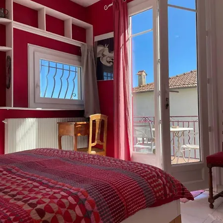 La Croix Lorette- 190m2, 10 Personnes Max, 65m2 De Terrasse, Barbecue, 200m2 De Jardin, Parking, Wifi, Vue Mer,10min A Pied De Galets Semesterbostad Antibes