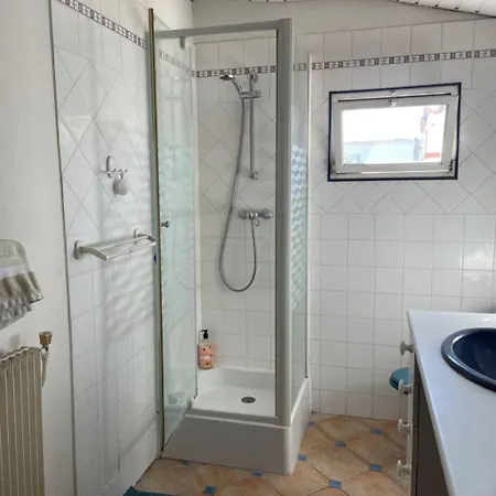 La Croix Lorette- 190m2, 10 Personnes Max, 65m2 De Terrasse, Barbecue, 200m2 De Jardin, Parking, Wifi, Vue Mer,10min A Pied De Galets