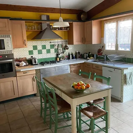 La Croix Lorette- 190m2, 10 Personnes Max, 65m2 De Terrasse, Barbecue, 200m2 De Jardin, Parking, Wifi, Vue Mer,10min A Pied De Galets *
